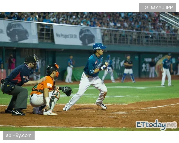 摩纳哥队长辛戈在采访中强调团队防守纪律性的重要性